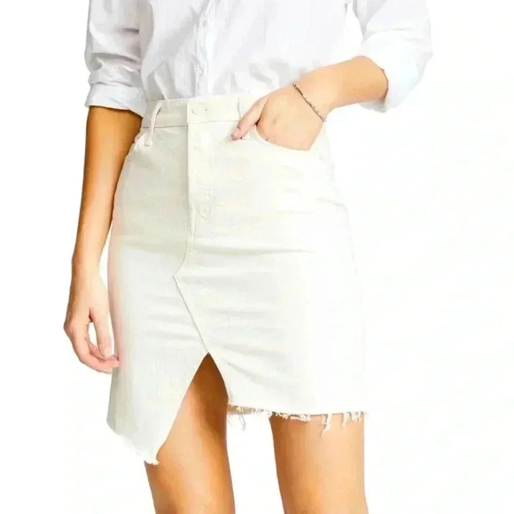 MOTHER the tomcat slide mini fray denim skirt in Dyed Natural Off White - Picture 3 of 13